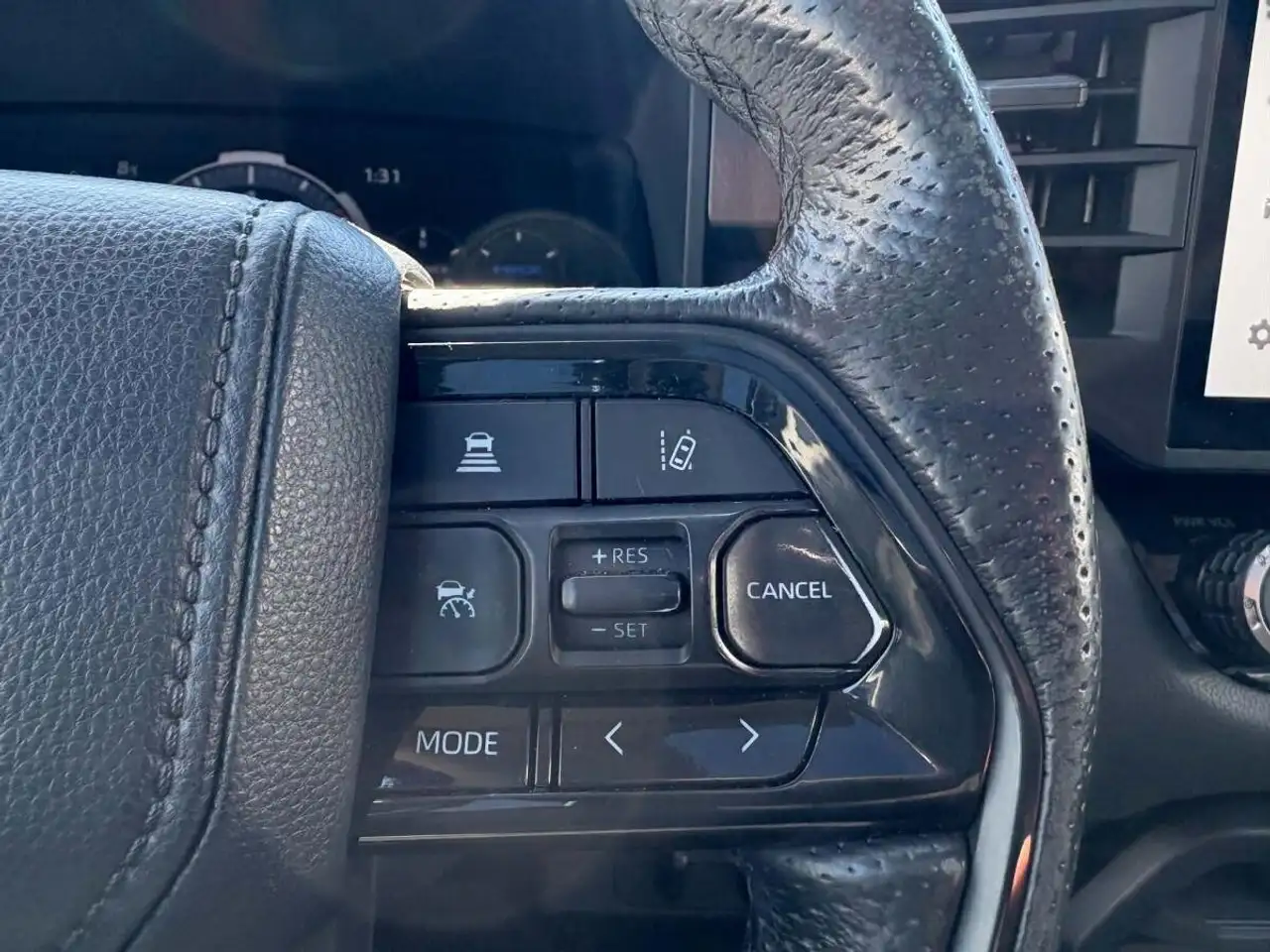 Toyota Tundra снимка Toyota Tundra