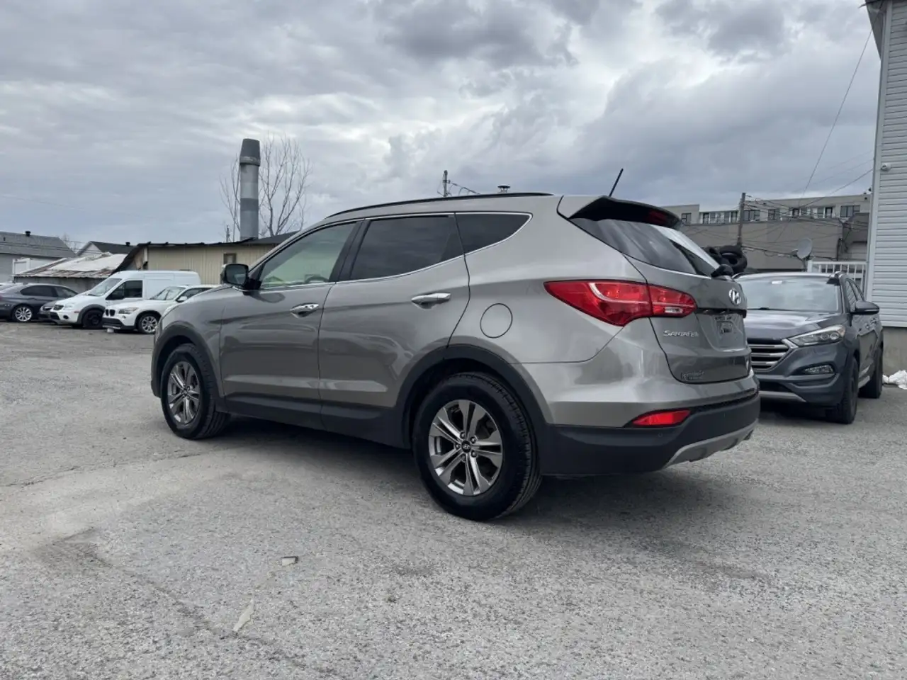 Hyundai SANTA FE photo Hyundai SANTA FE