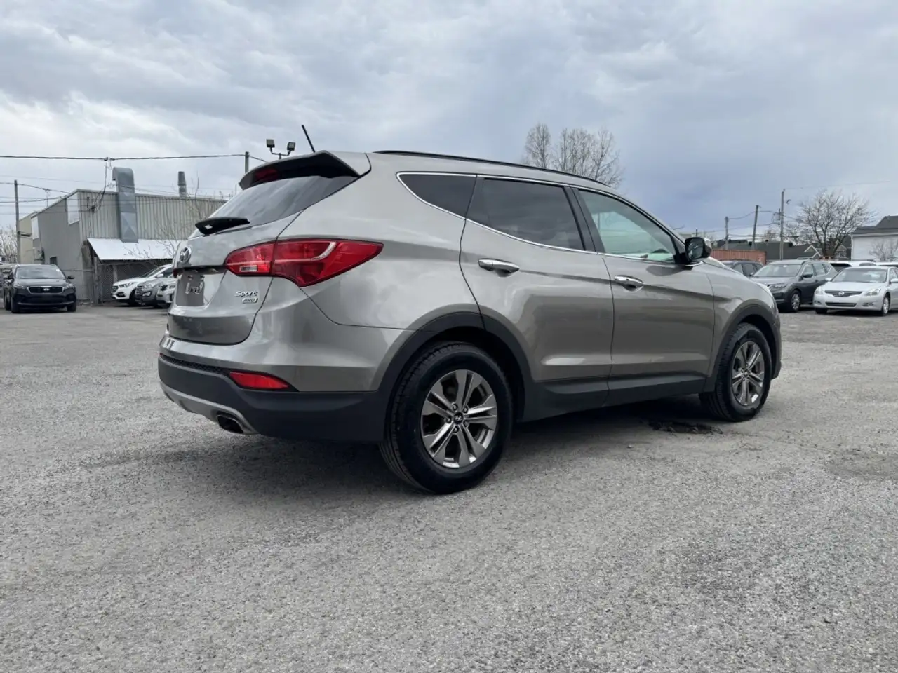 Hyundai SANTA FE photo Hyundai SANTA FE