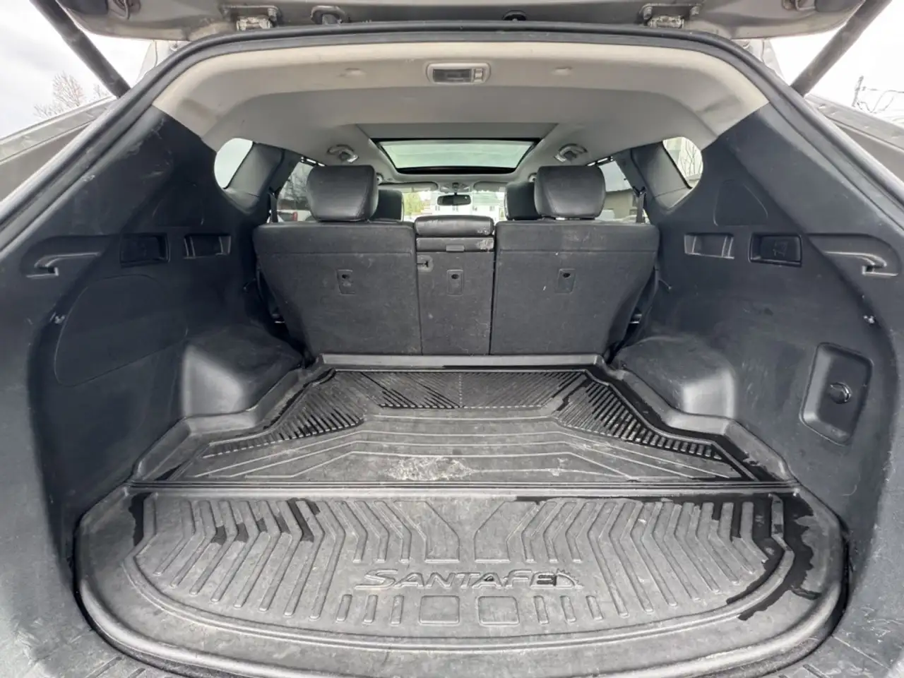 Hyundai SANTA FE photo Hyundai SANTA FE