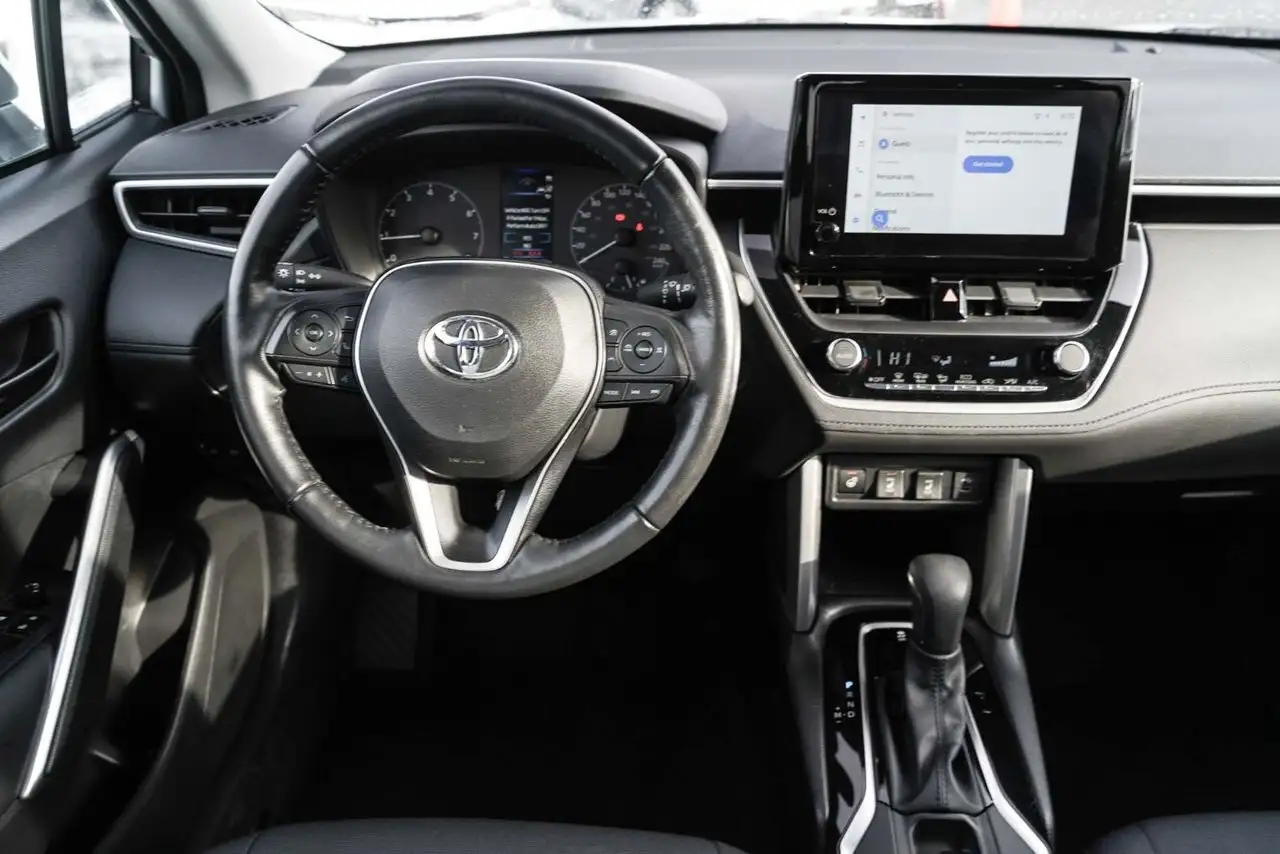 Toyota Corolla Cross снимка Toyota Corolla Cross
