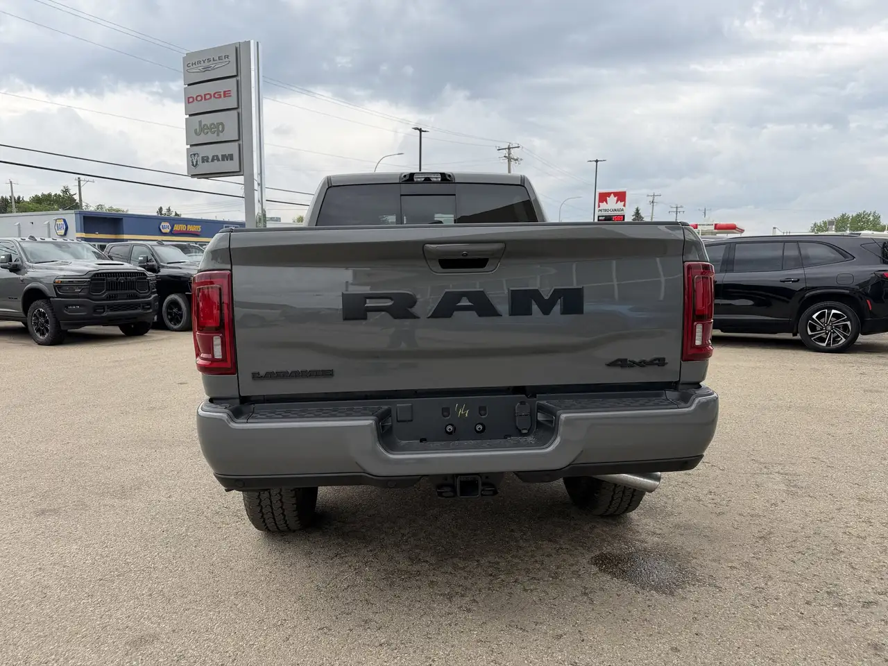 RAM 3500 photo RAM 3500