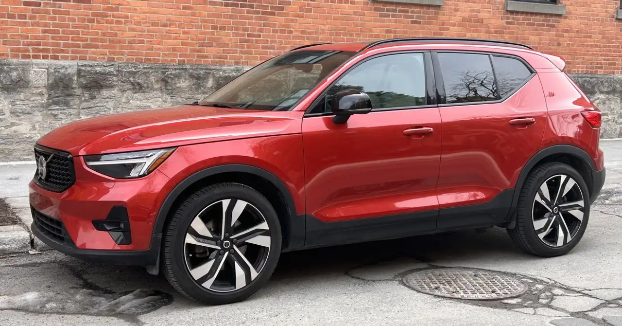 Volvo XC40 photo Volvo XC40
