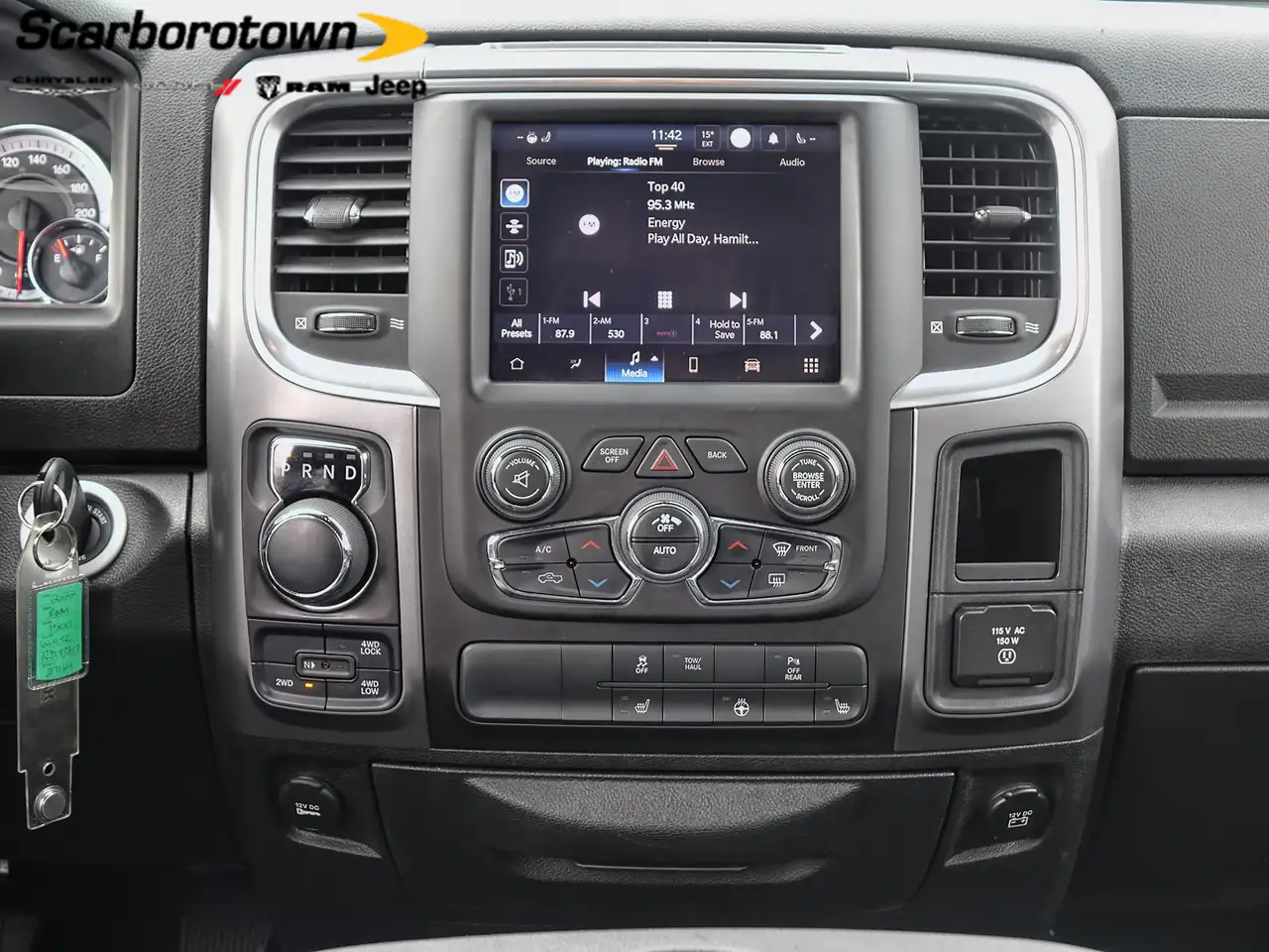 RAM 1500 снимка RAM 1500