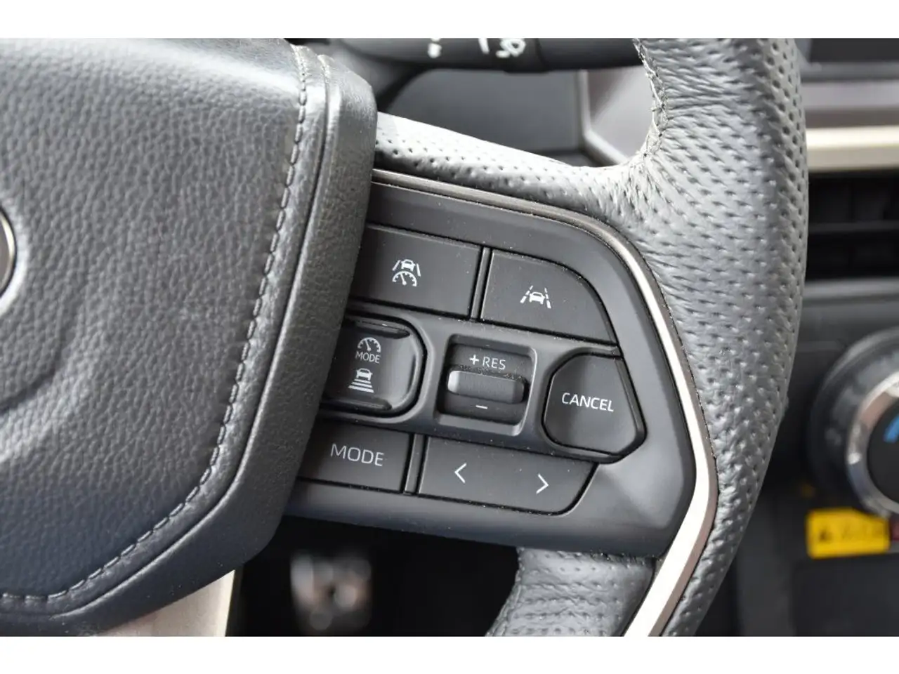 Toyota Tacoma снимка Toyota Tacoma