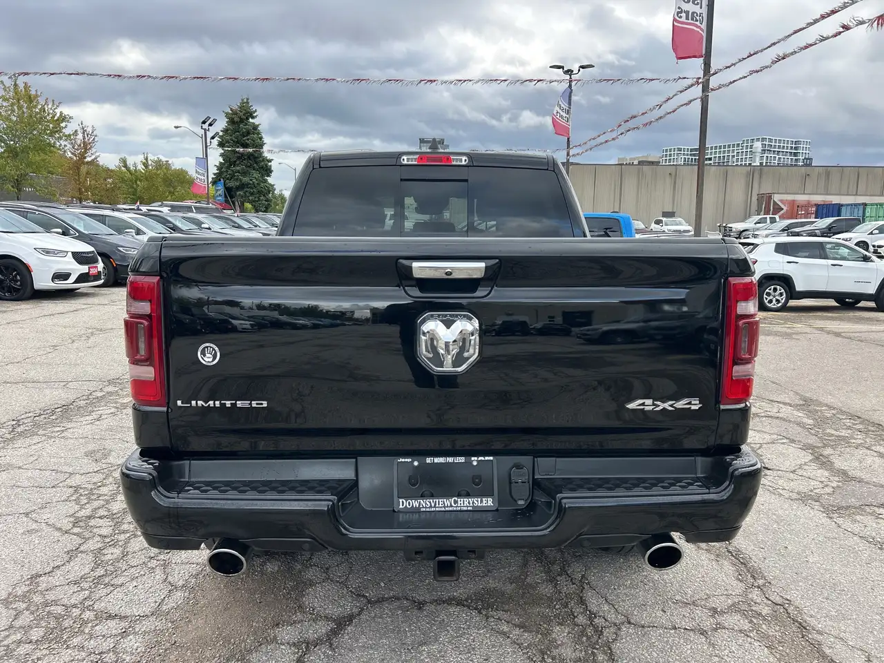 RAM 1500 снимка RAM 1500