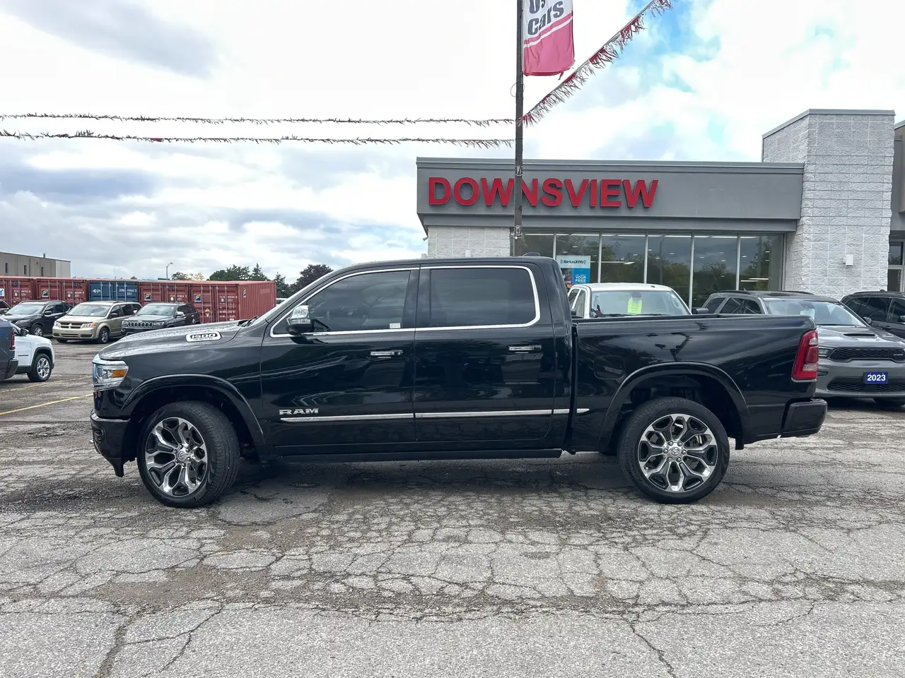 RAM 1500 снимка RAM 1500