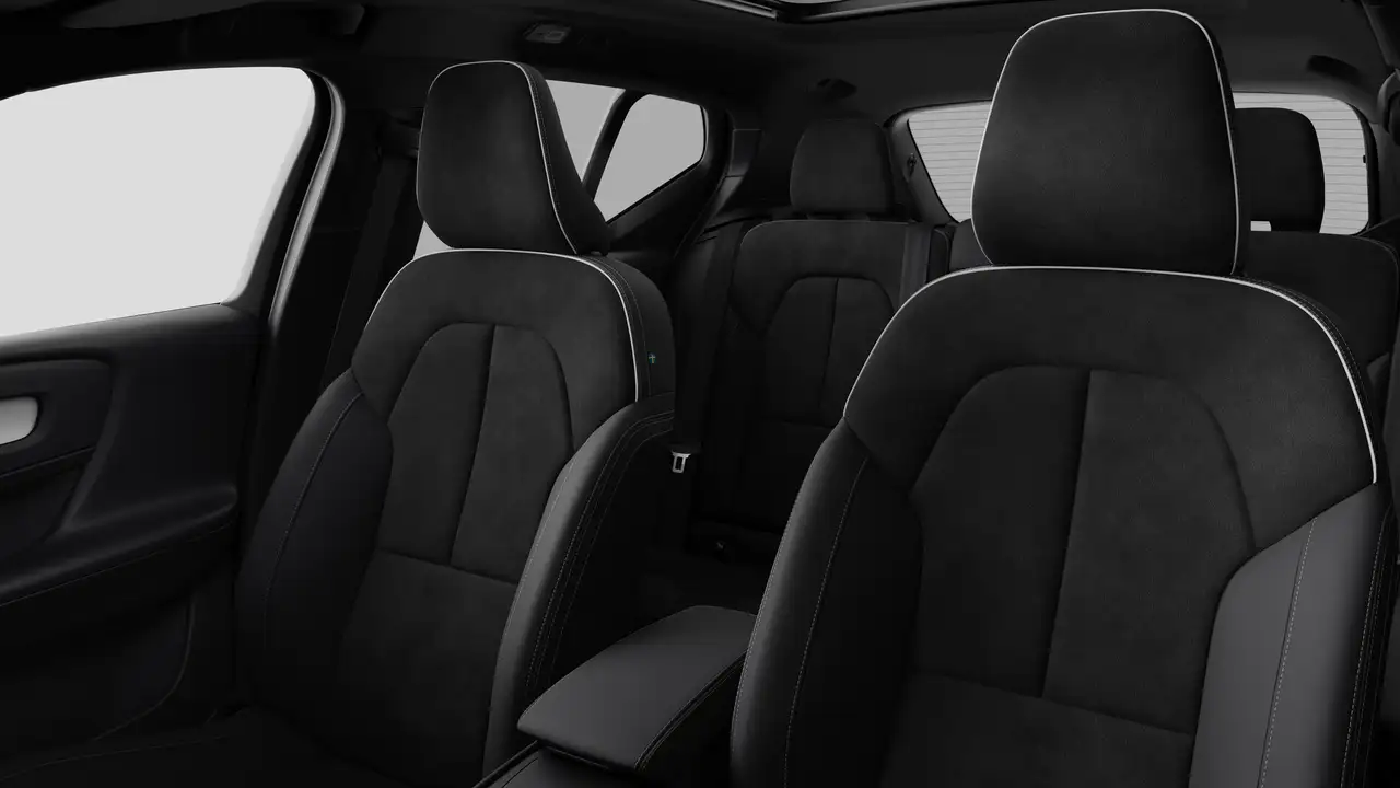 Volvo XC40 photo Volvo XC40