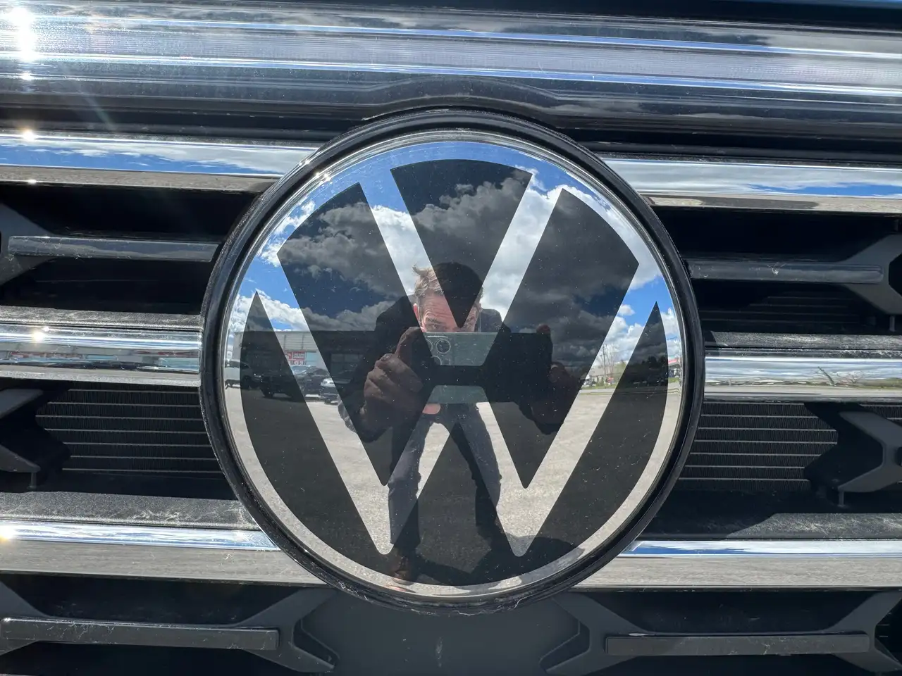 Volkswagen Atlas photo Volkswagen Atlas