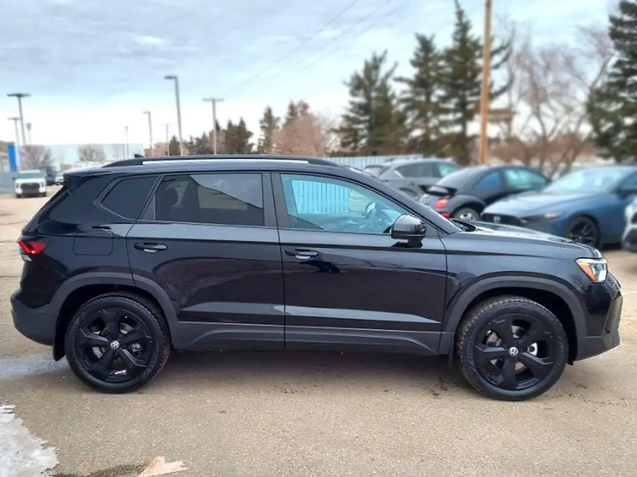 Volkswagen Taos снимка Volkswagen Taos