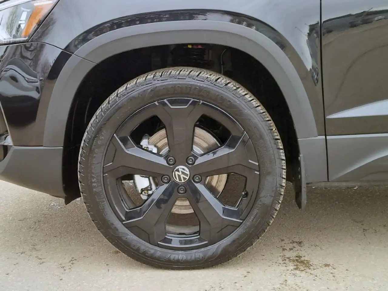 Volkswagen Taos снимка Volkswagen Taos