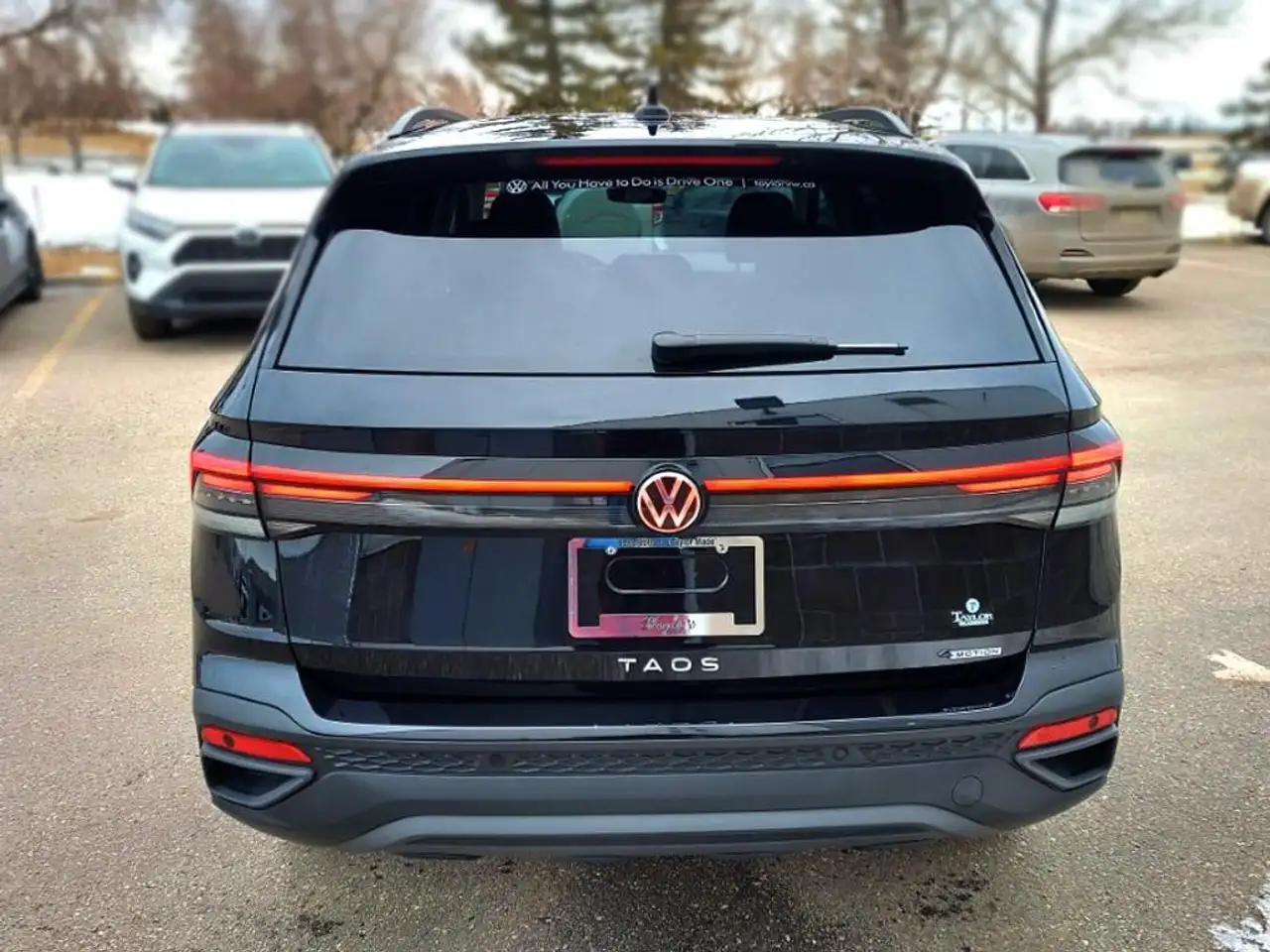 Volkswagen Taos снимка Volkswagen Taos