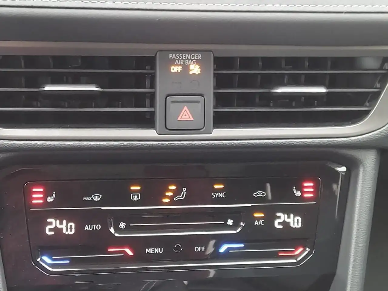 Volkswagen Taos снимка Volkswagen Taos