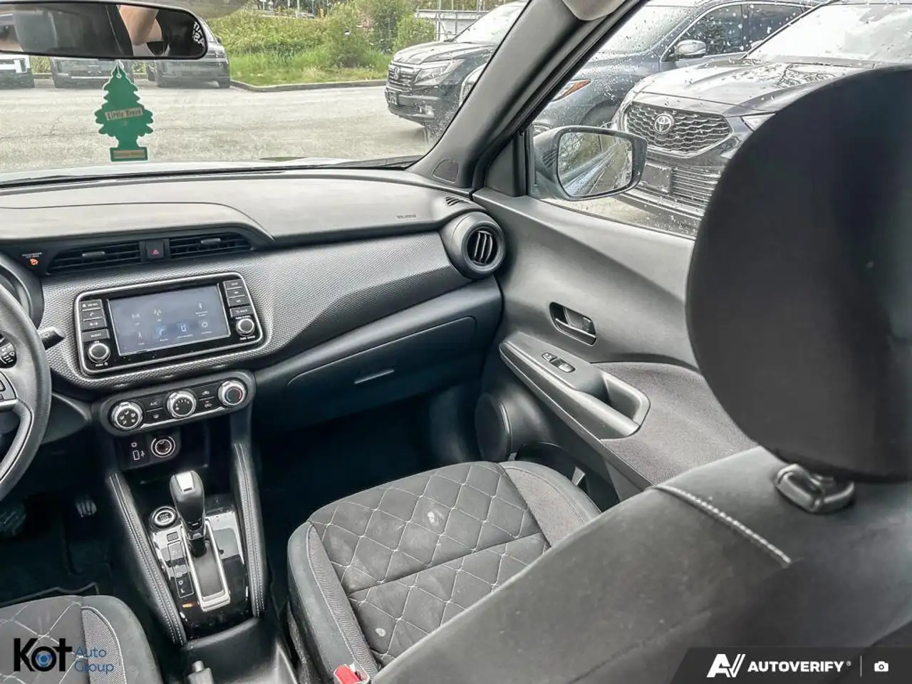 Nissan Kicks снимка Nissan Kicks