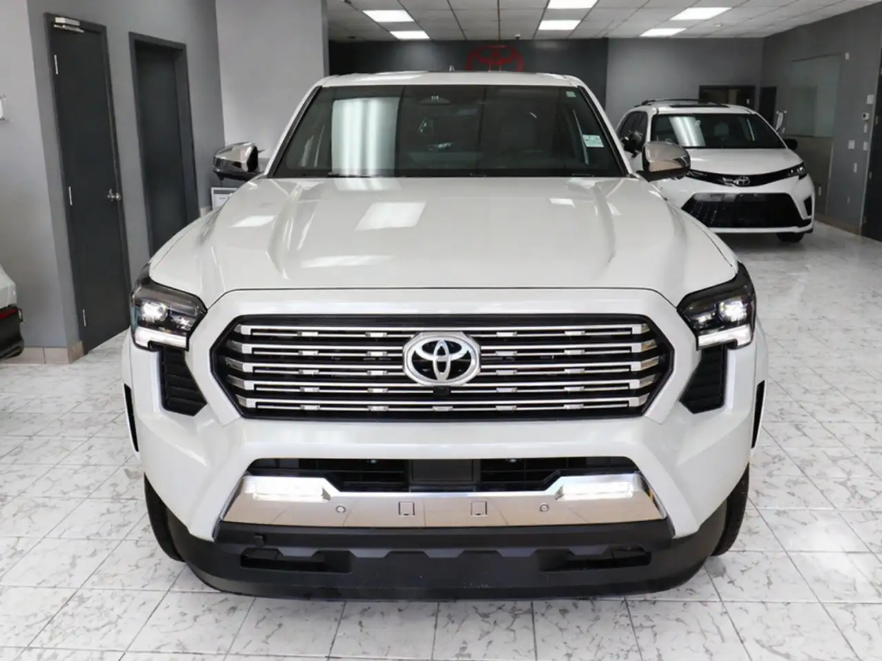 Toyota Tacoma снимка Toyota Tacoma