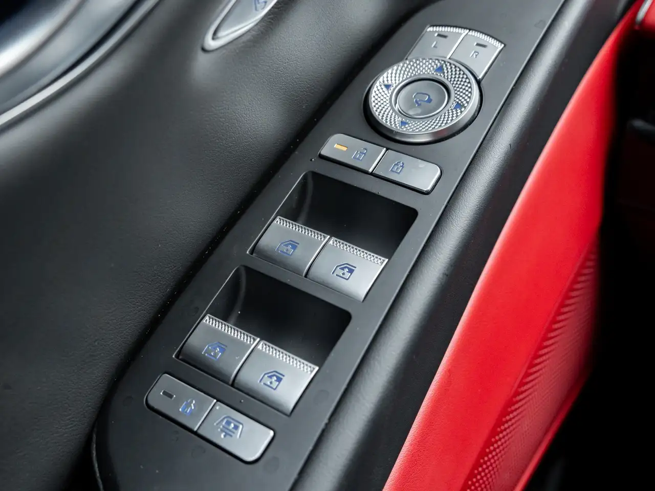 Genesis G80 снимка Genesis G80
