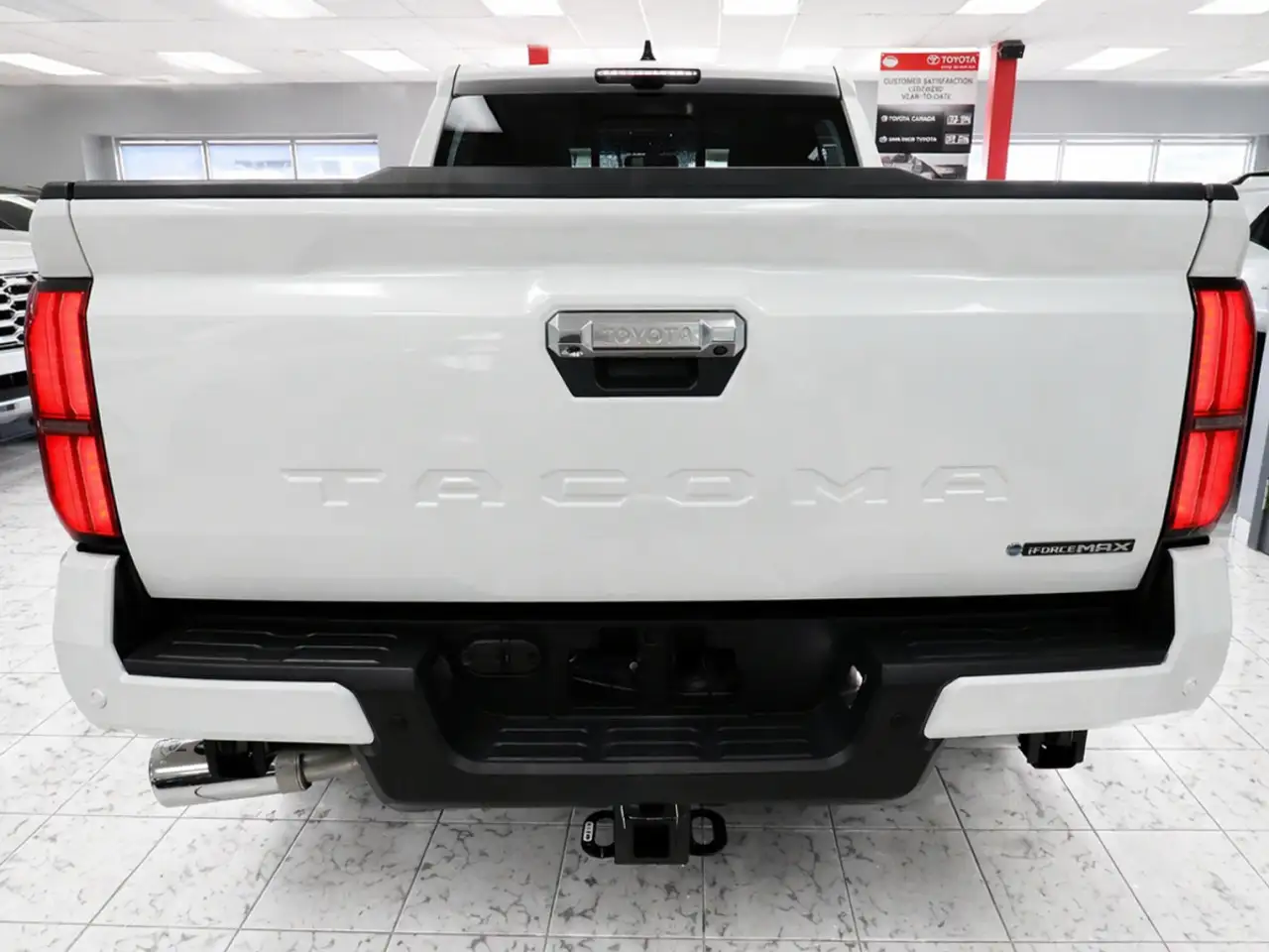 Toyota Tacoma снимка Toyota Tacoma