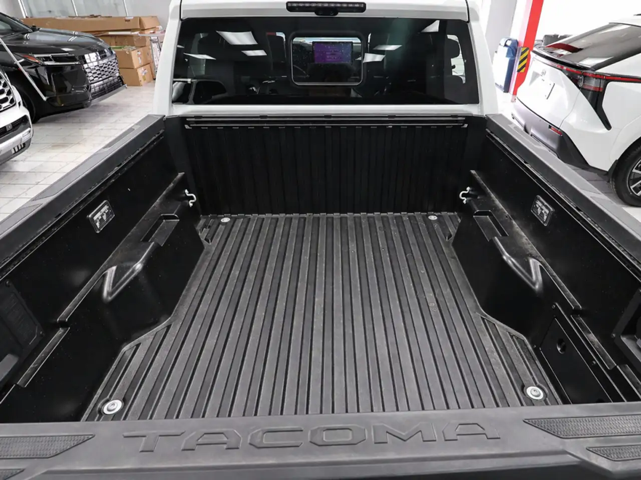 Toyota Tacoma снимка Toyota Tacoma