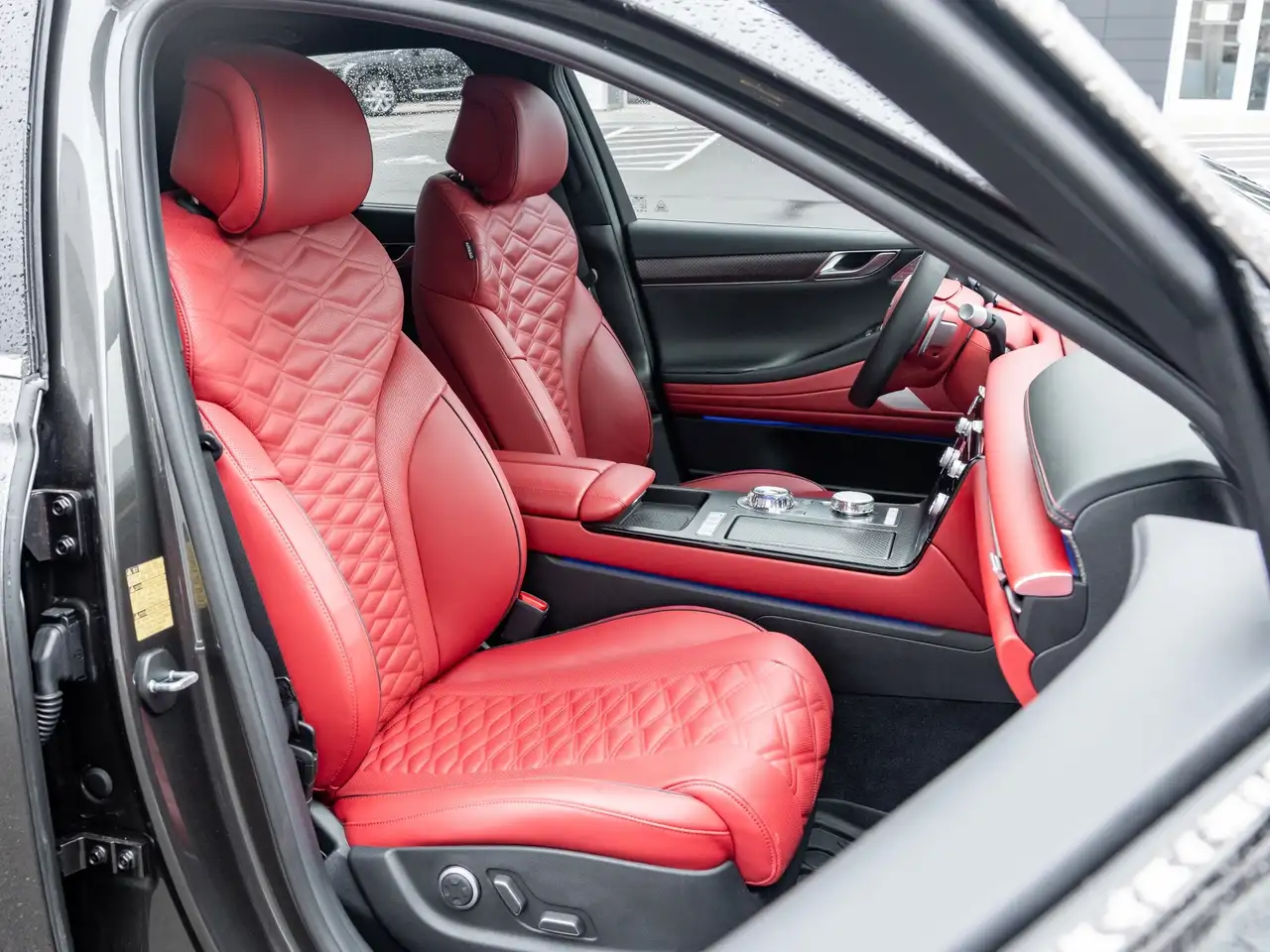 Genesis G80 снимка Genesis G80