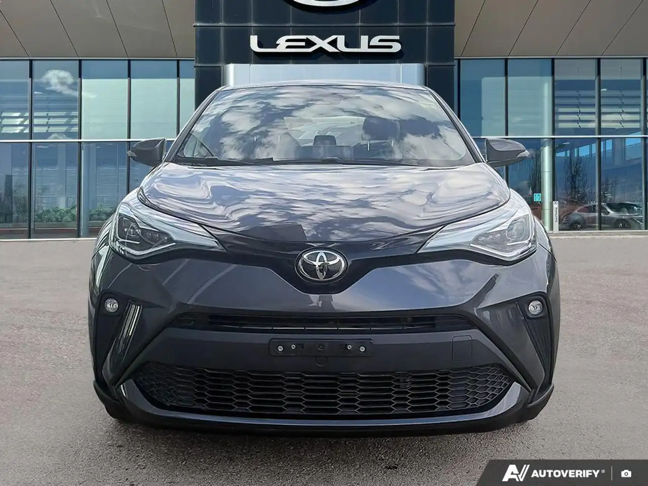 Toyota C-HR photo Toyota C-HR