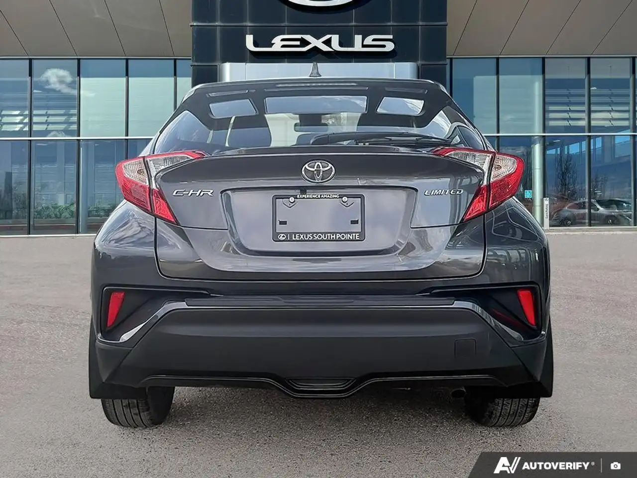 Toyota C-HR photo Toyota C-HR