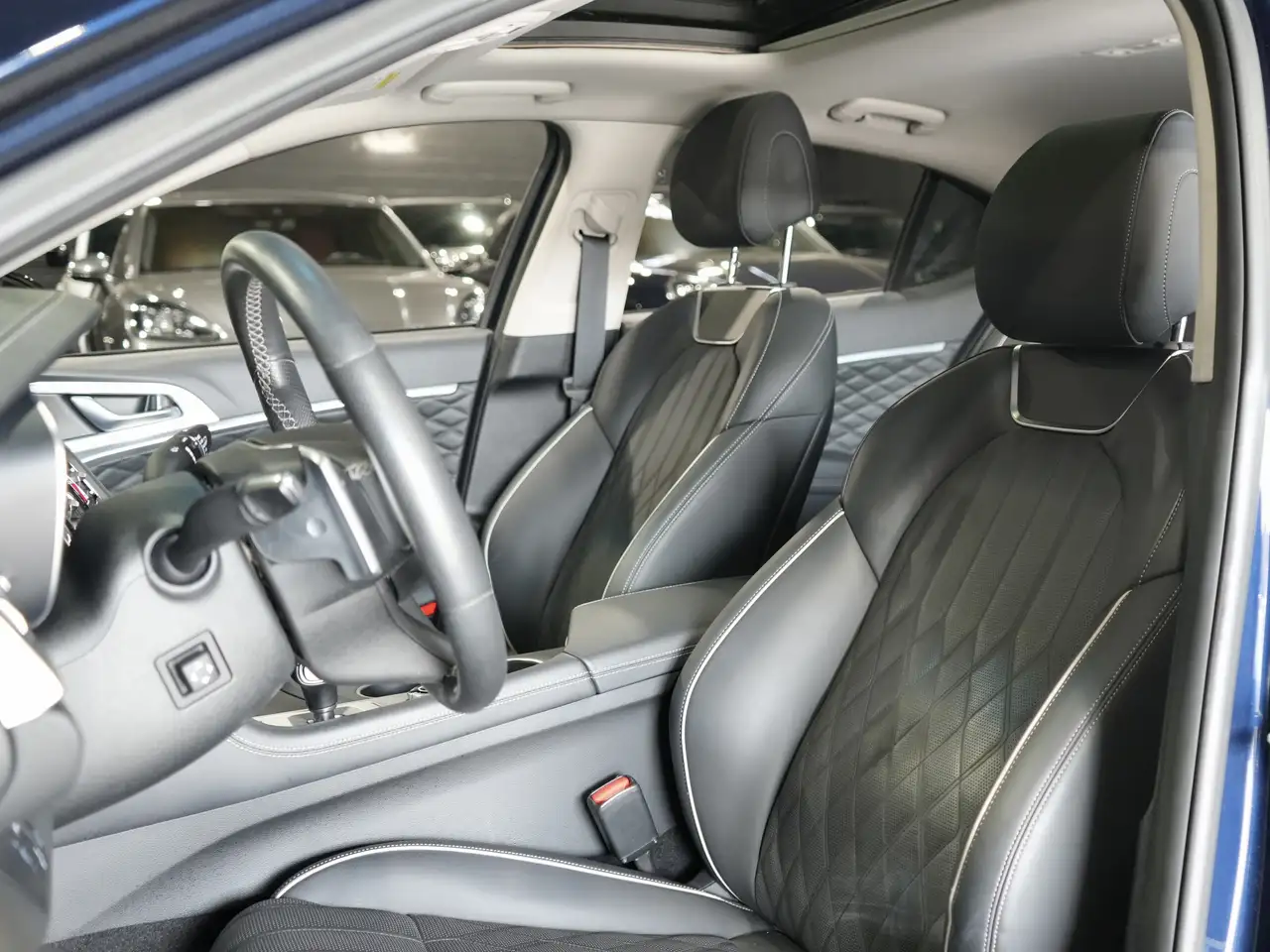 Genesis G70 снимка Genesis G70