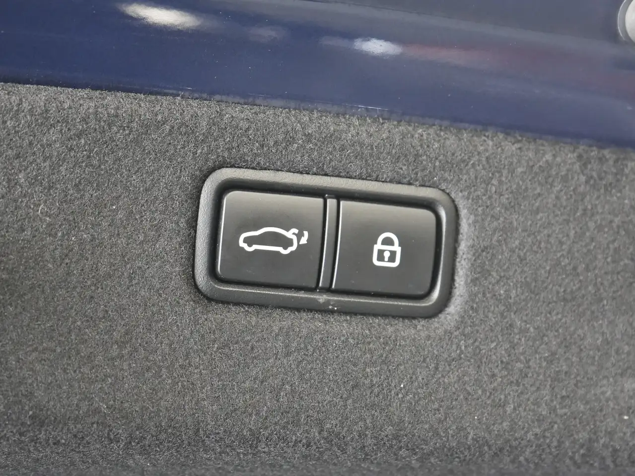 Genesis G70 снимка Genesis G70