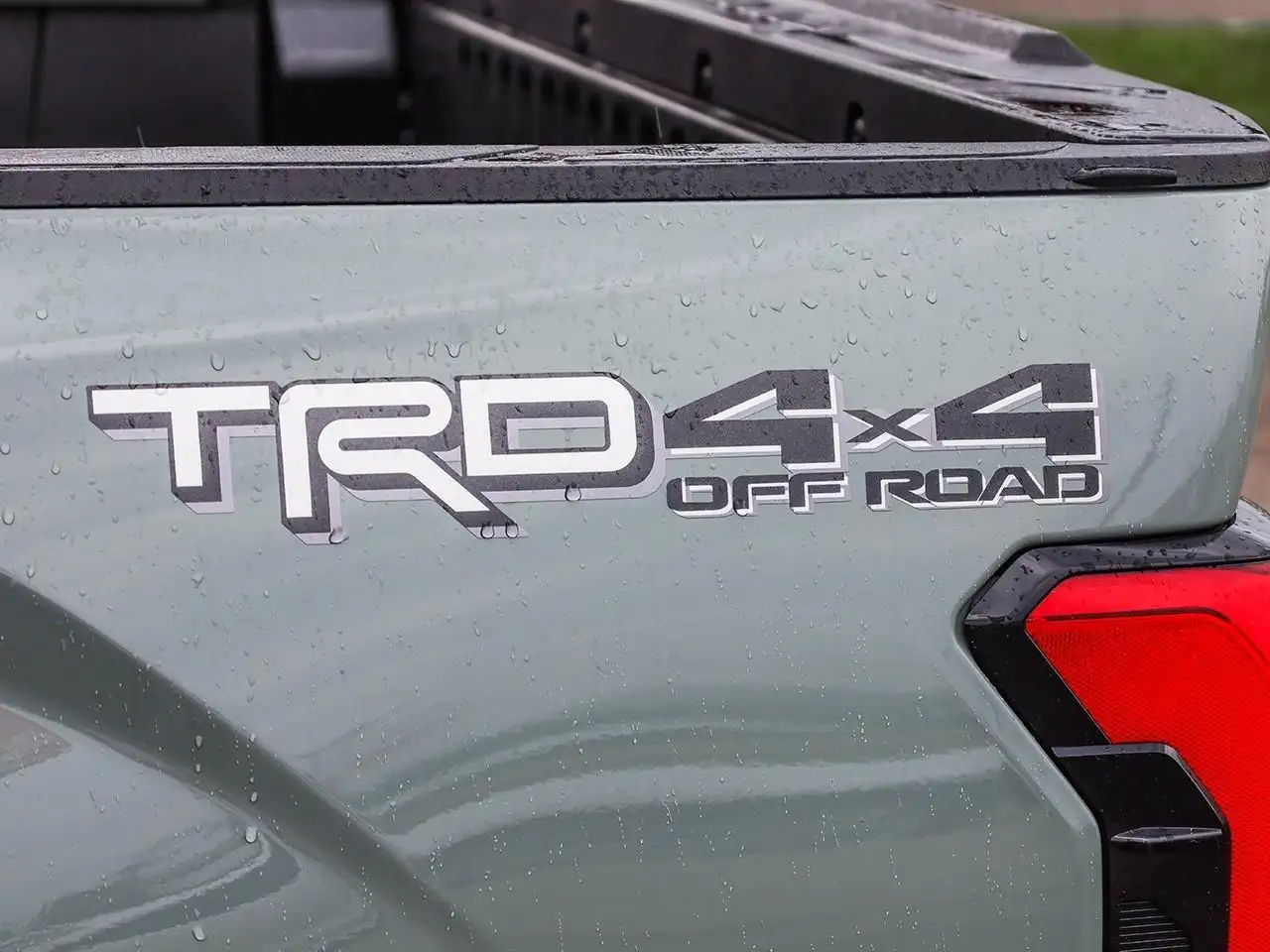 Toyota Tundra снимка Toyota Tundra