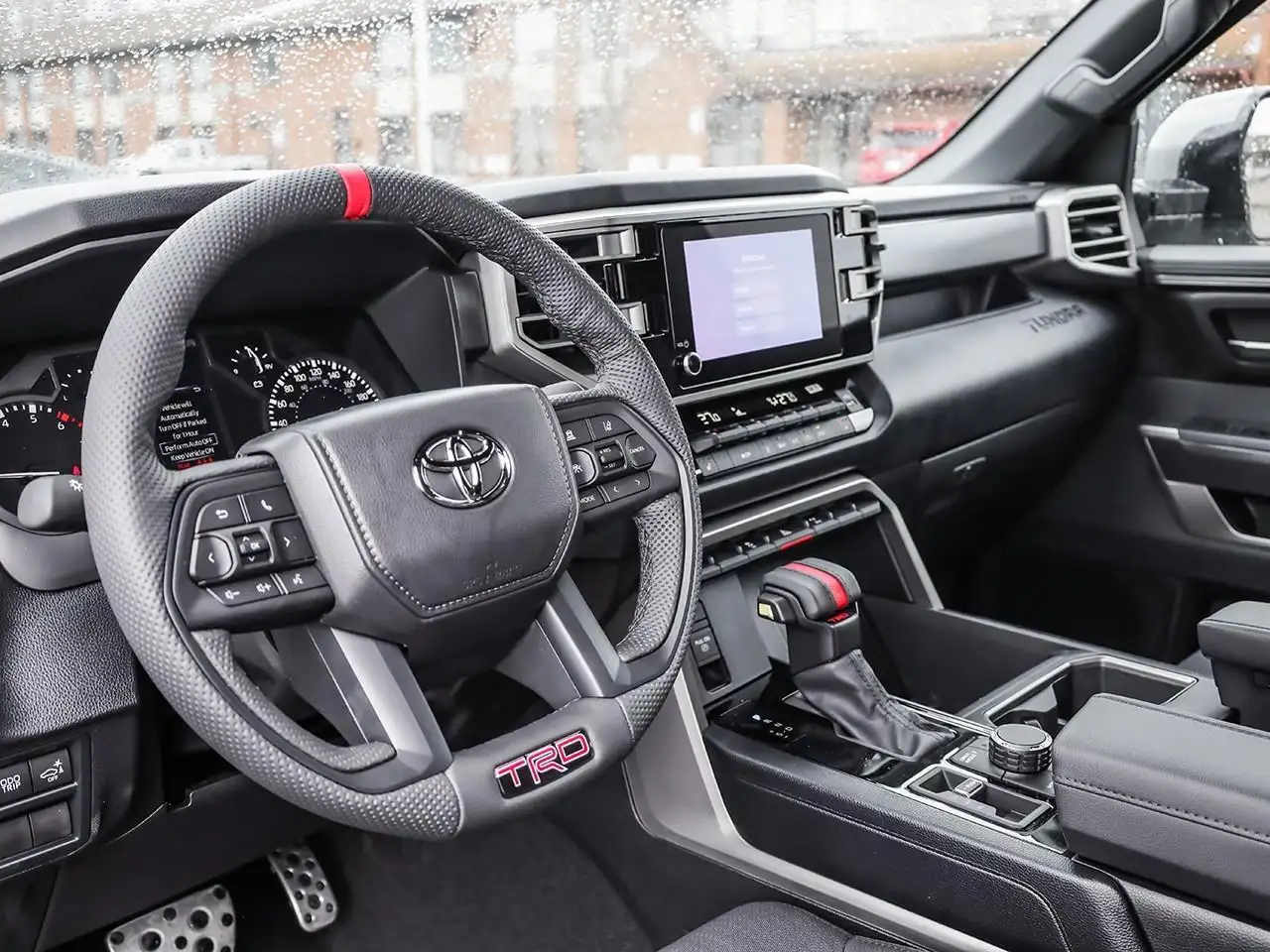 Toyota Tundra снимка Toyota Tundra