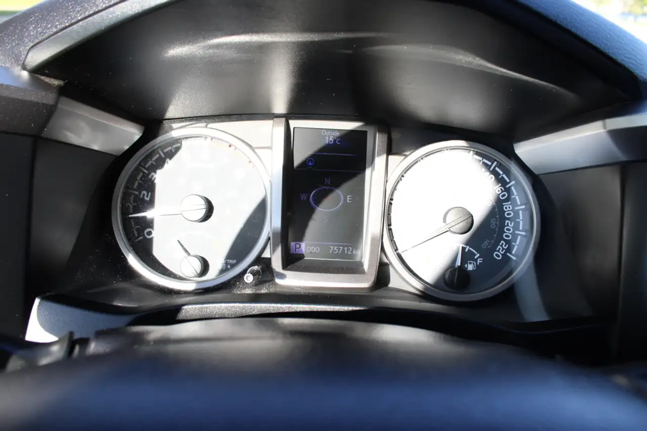 Toyota Tacoma снимка Toyota Tacoma