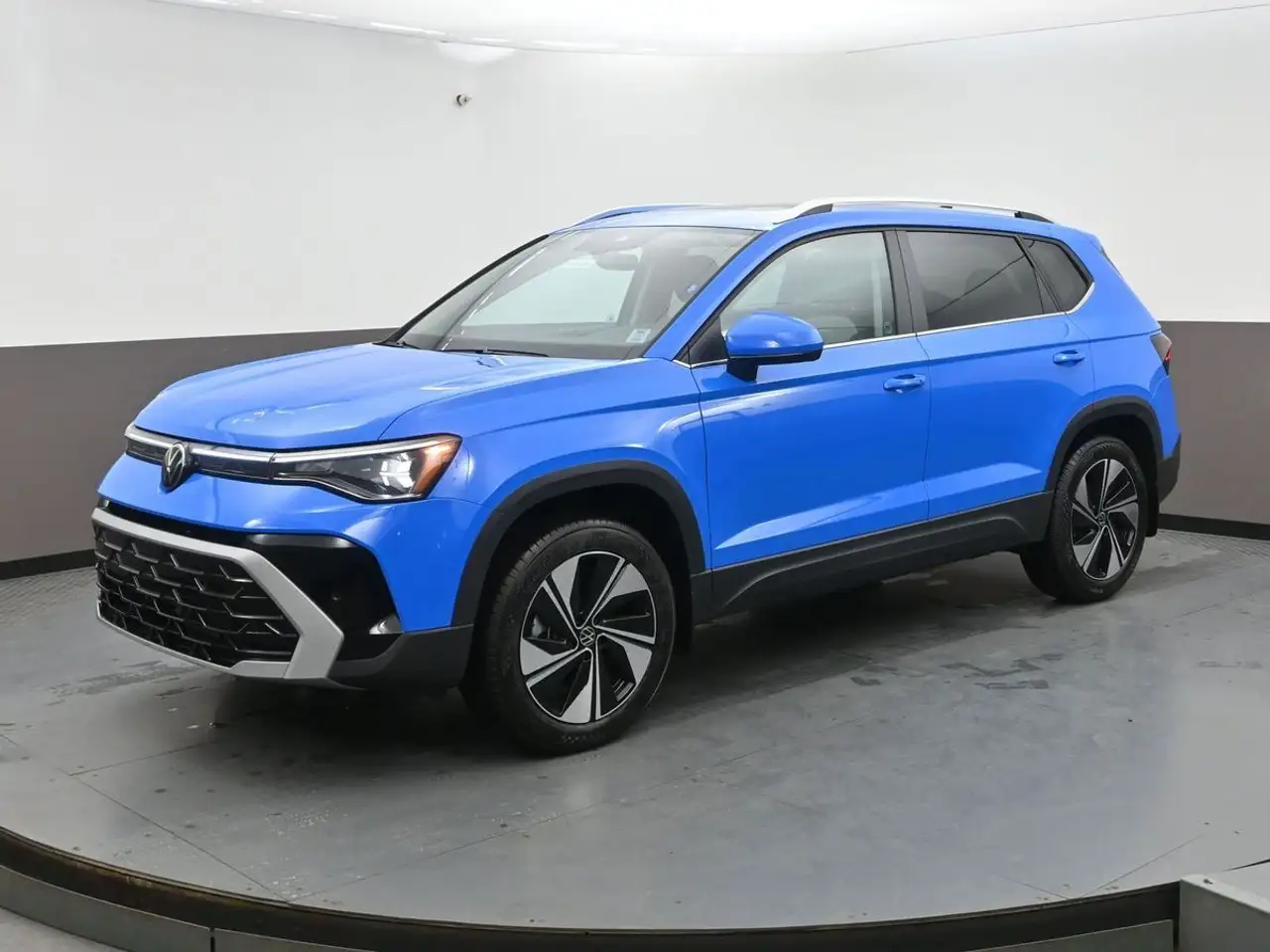 Volkswagen Taos снимка Volkswagen Taos
