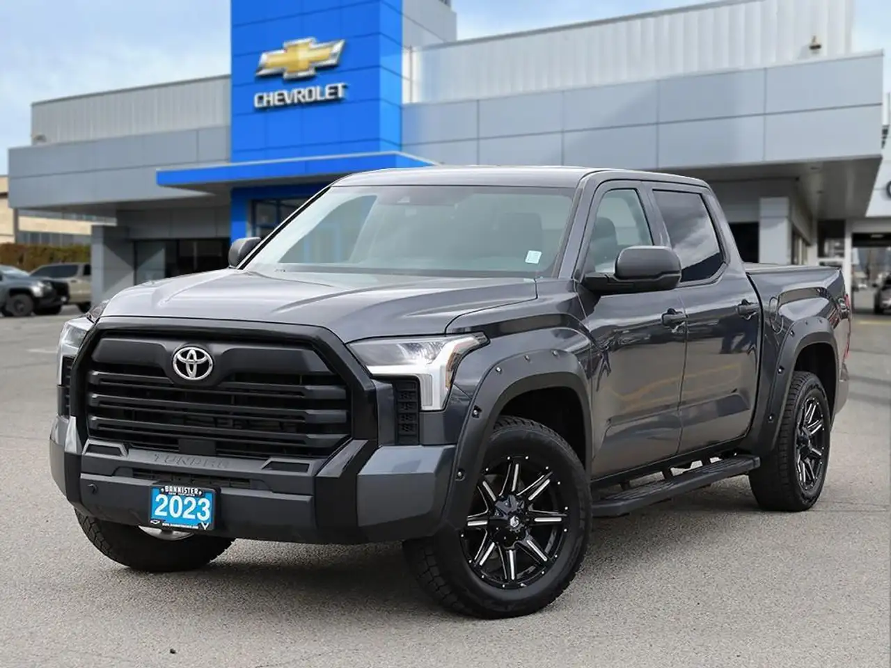 Toyota Tundra снимка Toyota Tundra