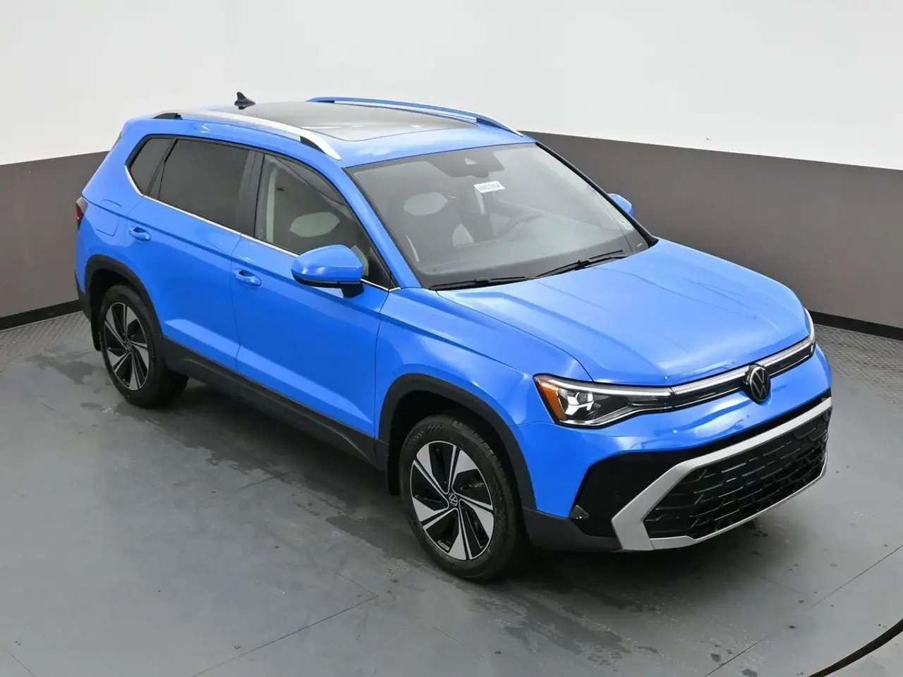 Volkswagen Taos снимка Volkswagen Taos