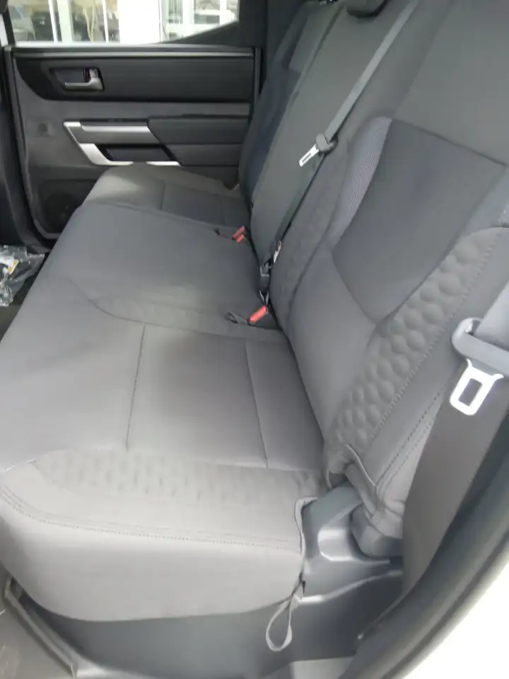 Toyota Tundra снимка Toyota Tundra