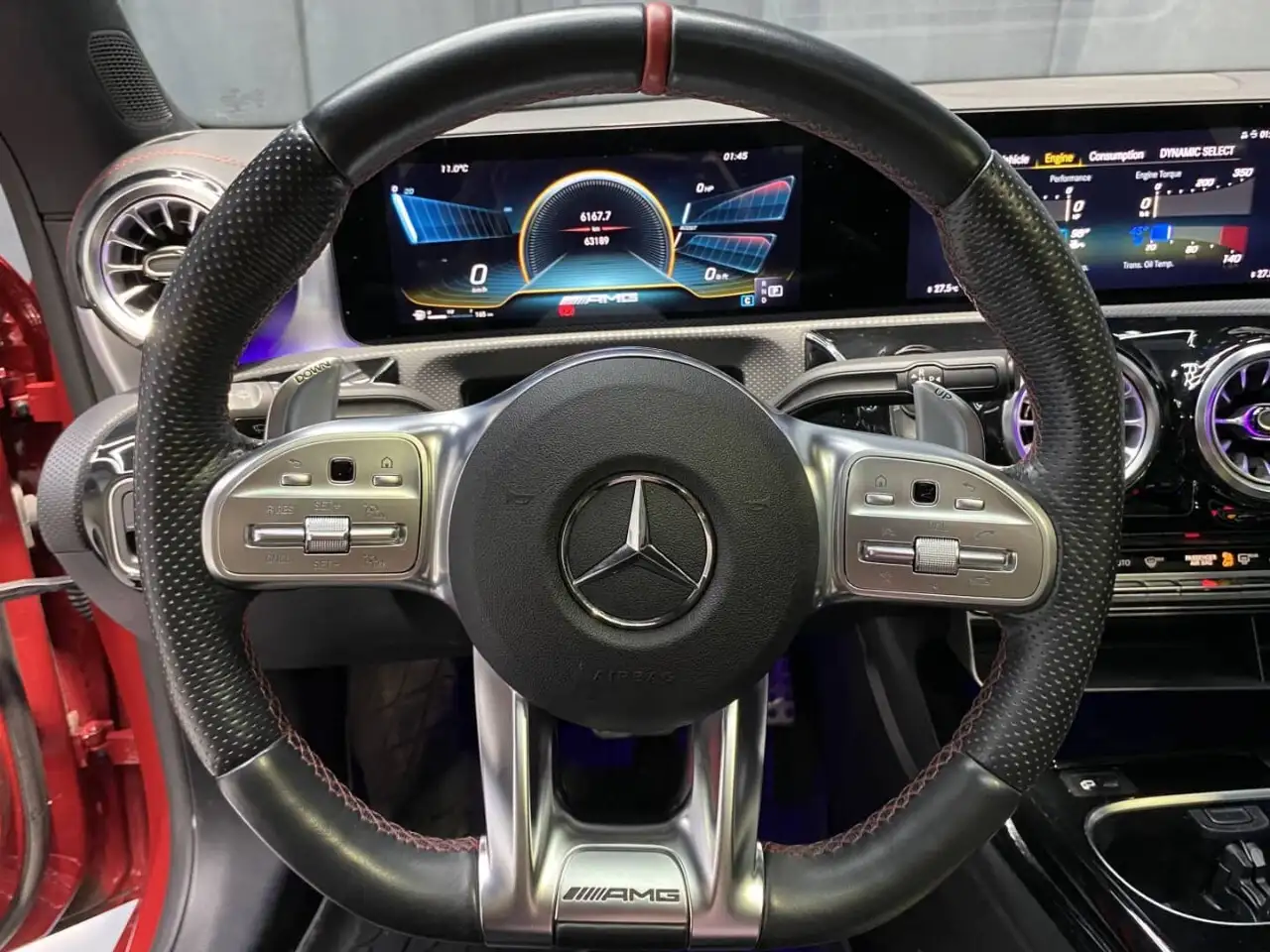 Mercedes-Benz CLA снимка Mercedes-Benz CLA