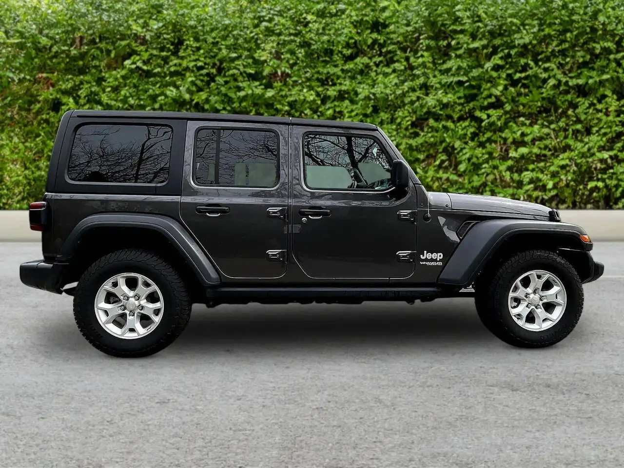 Jeep Wrangler снимка Jeep Wrangler