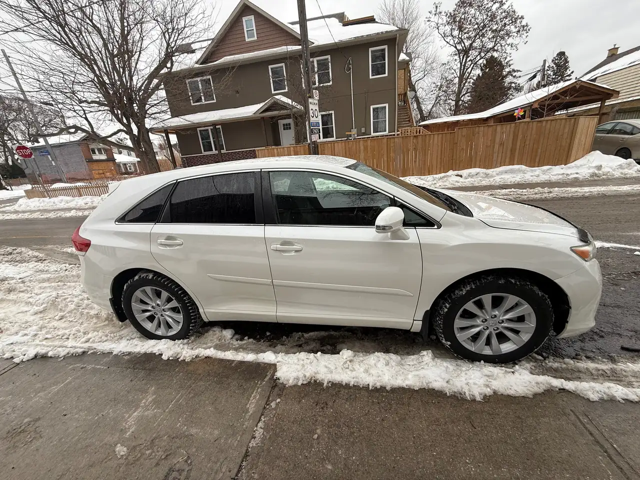 Toyota Venza снимка Toyota Venza