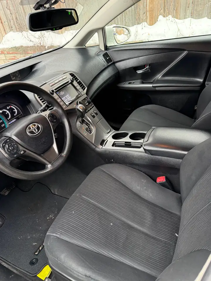 Toyota Venza снимка Toyota Venza