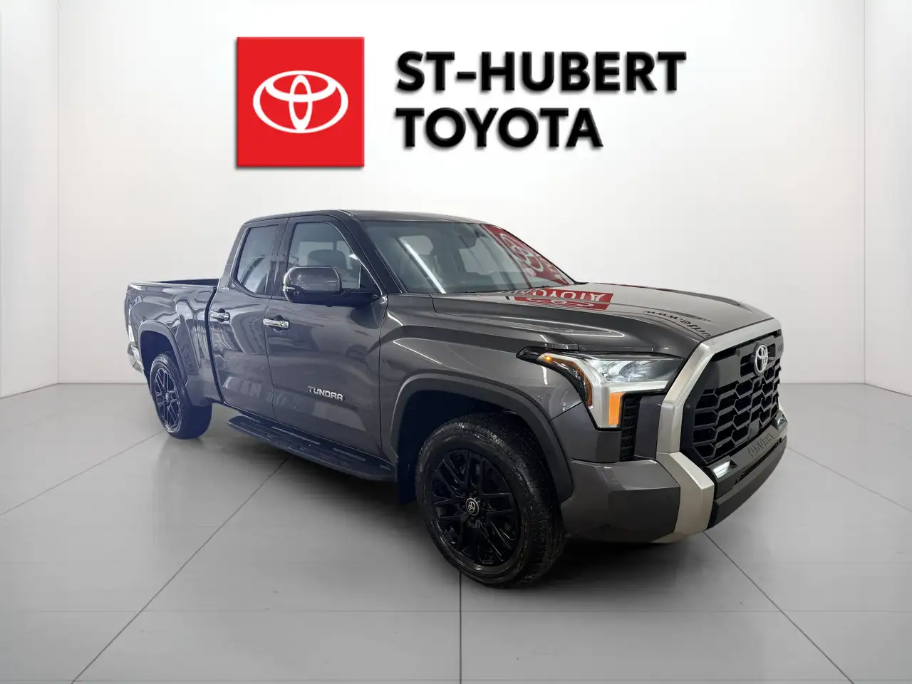 Toyota Tundra снимка Toyota Tundra