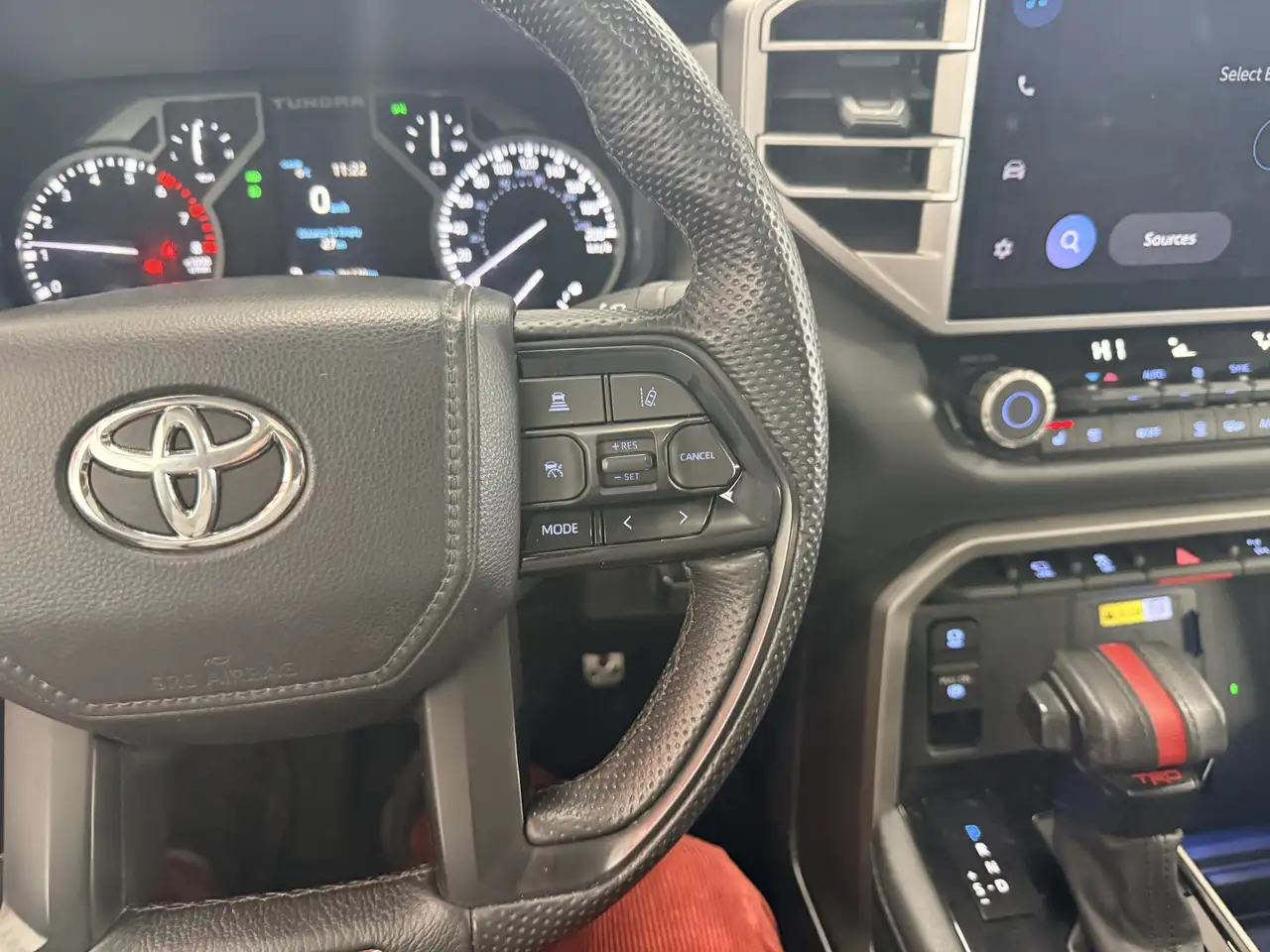 Toyota Tundra снимка Toyota Tundra