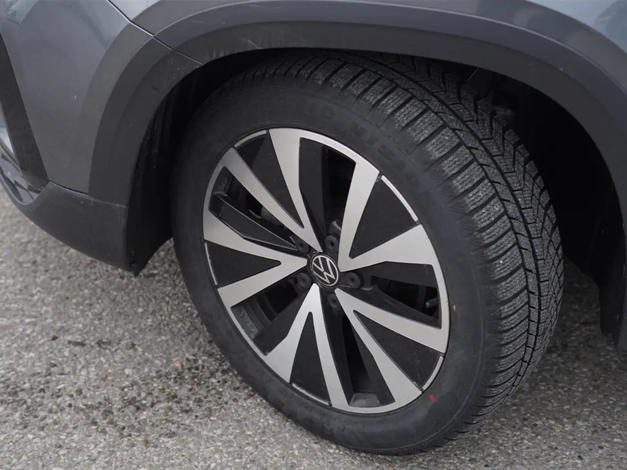 Volkswagen Taos снимка Volkswagen Taos
