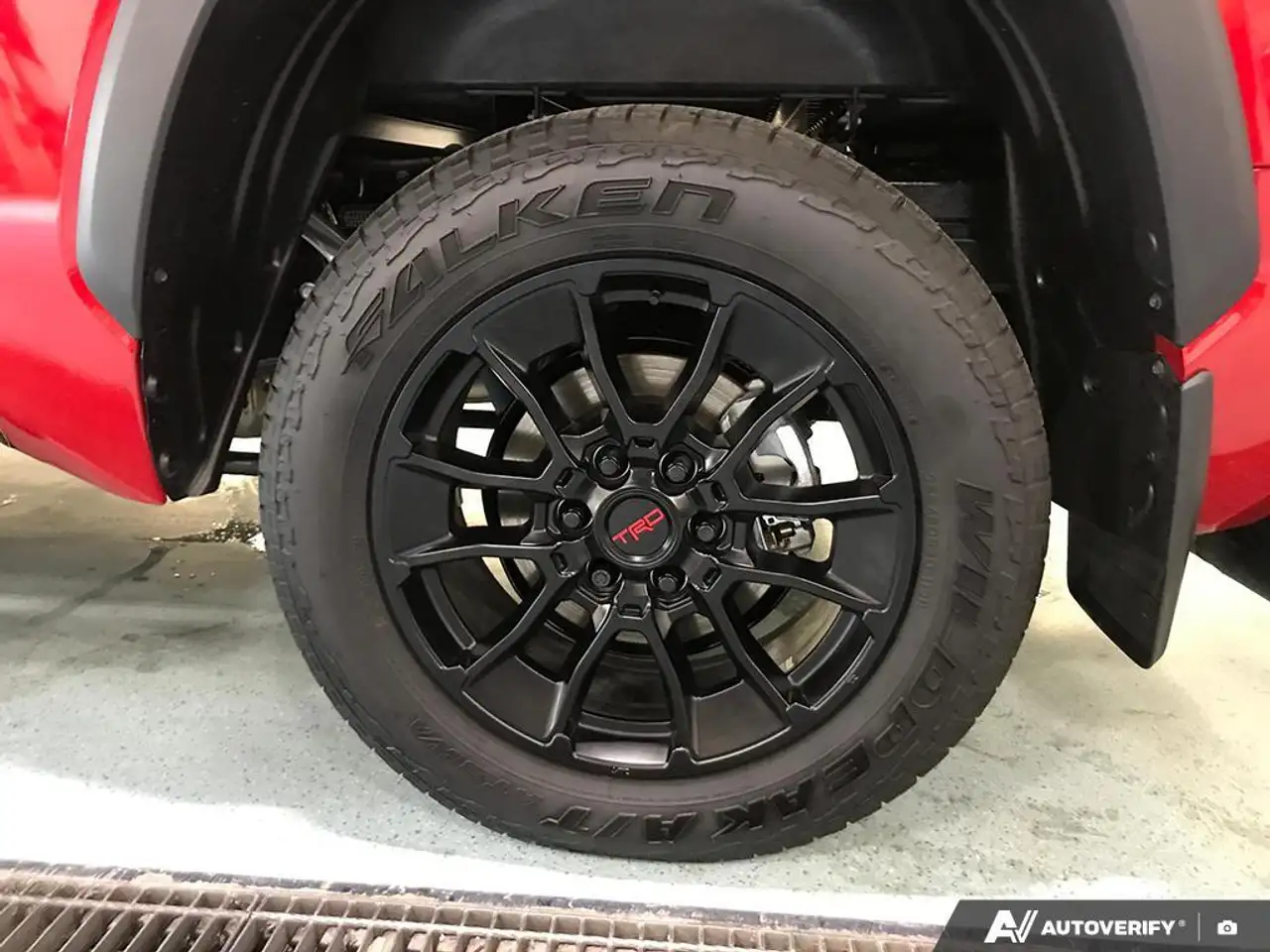 Toyota Tundra снимка Toyota Tundra