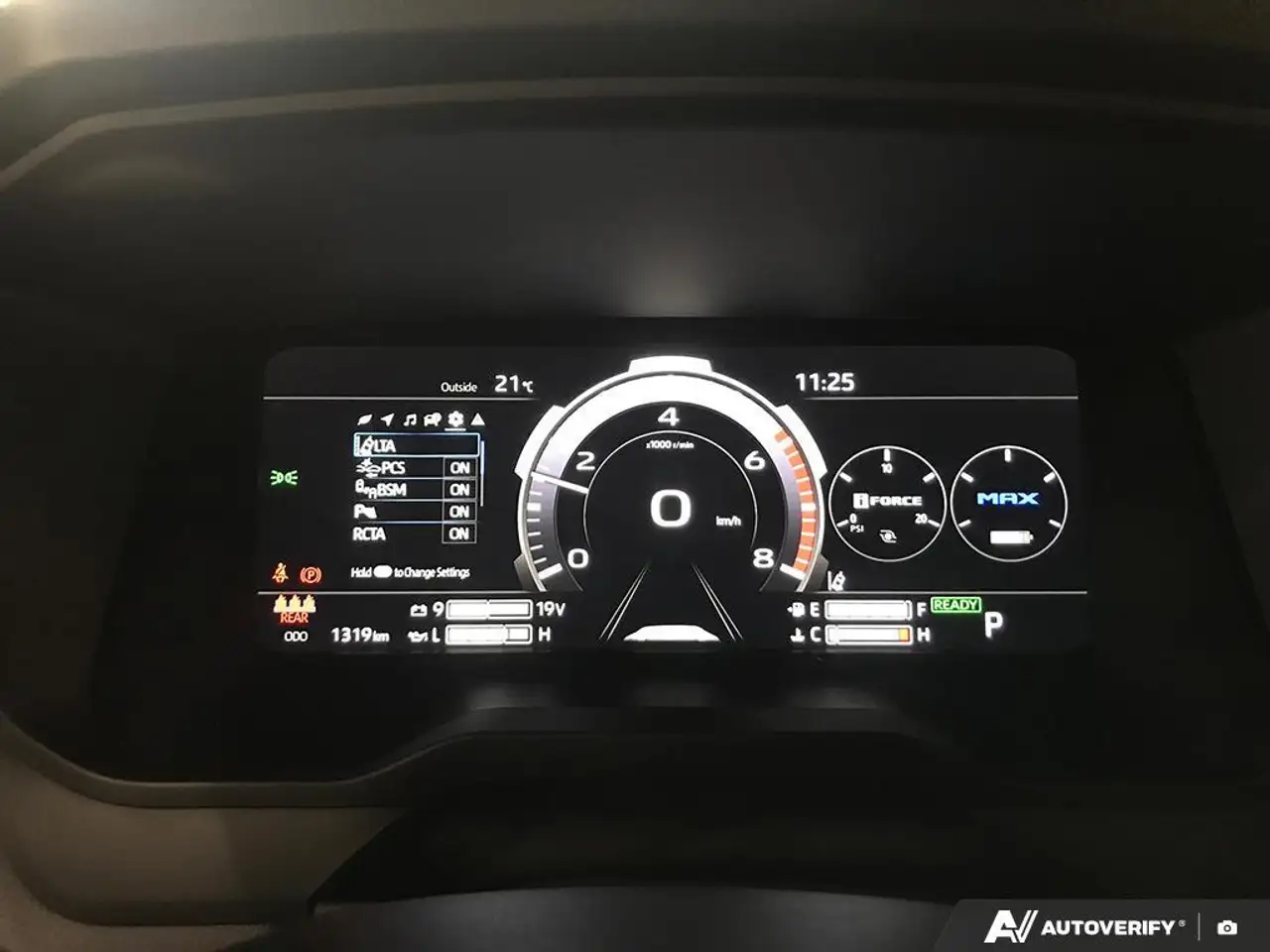 Toyota Tundra снимка Toyota Tundra