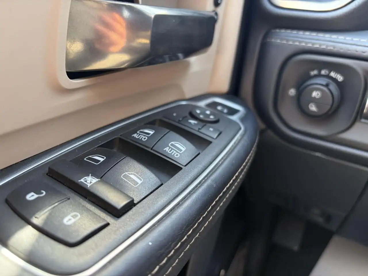 RAM 2500 photo RAM 2500