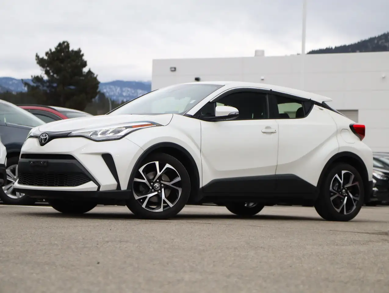 Toyota C-HR снимка Toyota C-HR