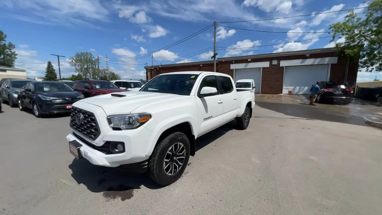 Toyota Tacoma снимка Toyota Tacoma