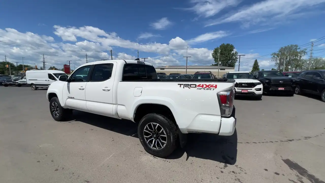 Toyota Tacoma снимка Toyota Tacoma