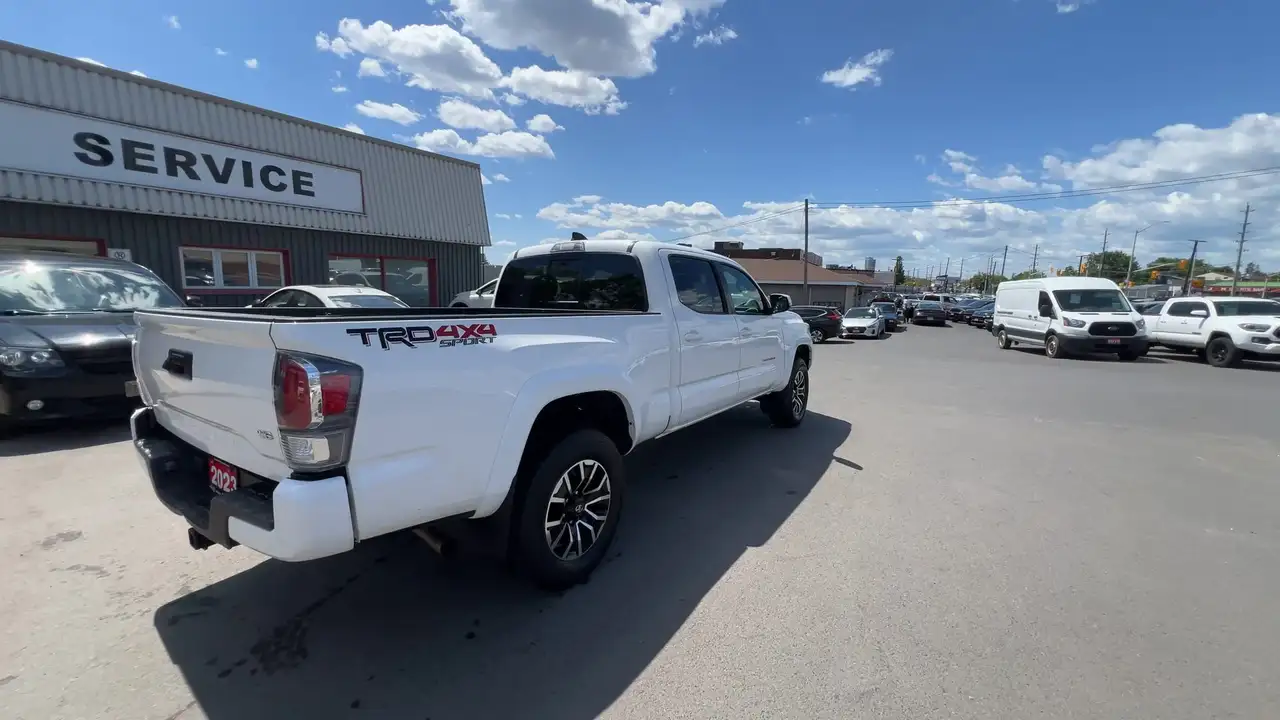 Toyota Tacoma снимка Toyota Tacoma
