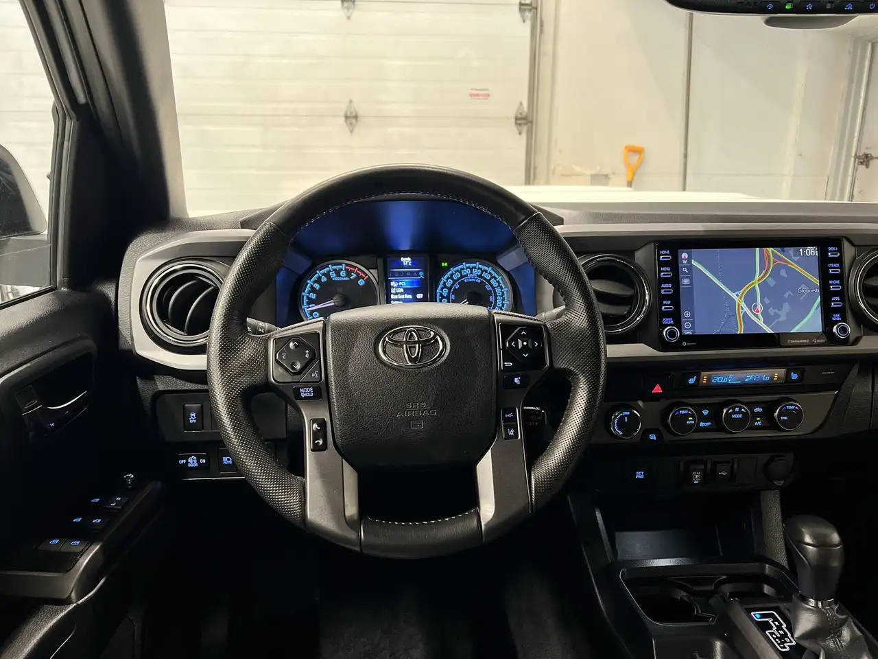 Toyota Tacoma снимка Toyota Tacoma
