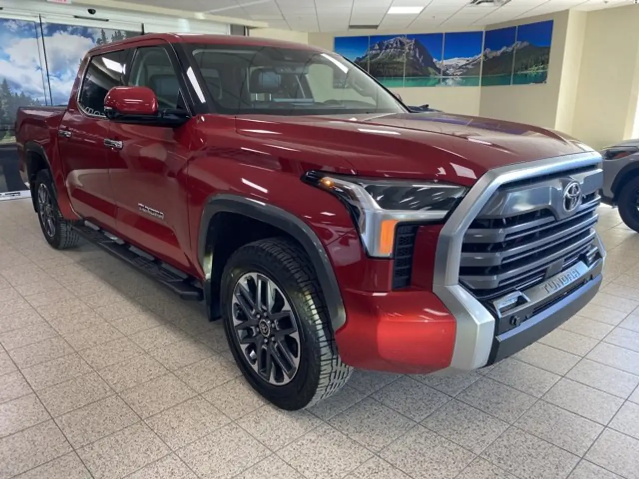 Toyota Tundra снимка Toyota Tundra